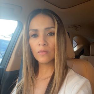 Meet your Posher, Robyn